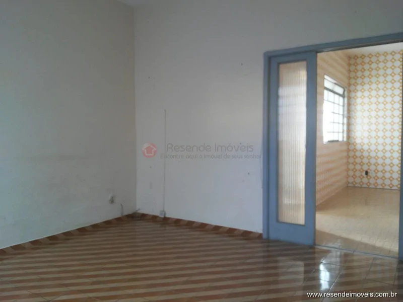 Foto 10 de 15 - Casa para venda e aluguel em Lava-pés