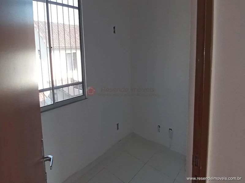 Foto 10 de 21 - Casa para venda em Morada do Contorno