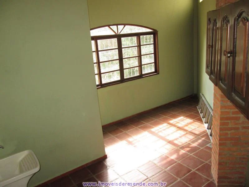 Foto 3 de 24 - Casa para aluguel em Jardim Brasília II