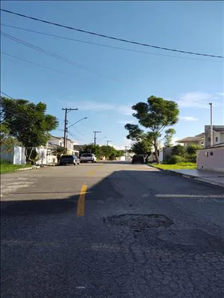 Terreno para venda em Morada da Colina