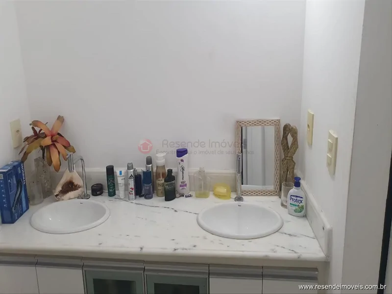 Foto 10 de 13 - Casa para aluguel em Casa da Lua