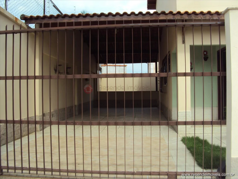 Foto 2 de 13 - Casa para aluguel em Montese