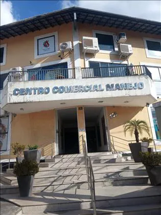 Sala Comercial para venda e aluguel em Vila Julieta - Imobiliária Roberta Imóveis