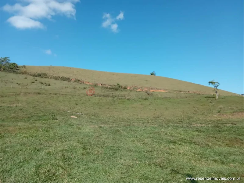 Foto 10 de 14 - Terreno para venda em Monet