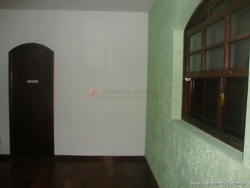 Foto 10 de 56 - Casa para venda em Vila Hulda Rocha