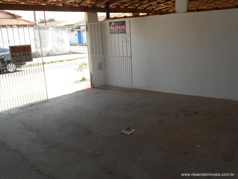 Foto 2 de 18 - Casa para aluguel em Morada da Montanha