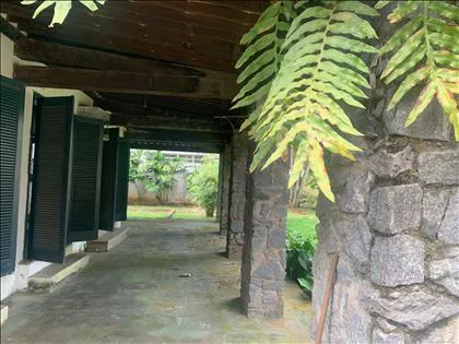 Casa comercial para aluguel em Vila Julieta