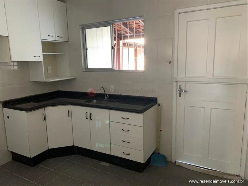 Foto 9 de 22 - Casa para venda em Monet