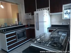 Casa para venda em Centro