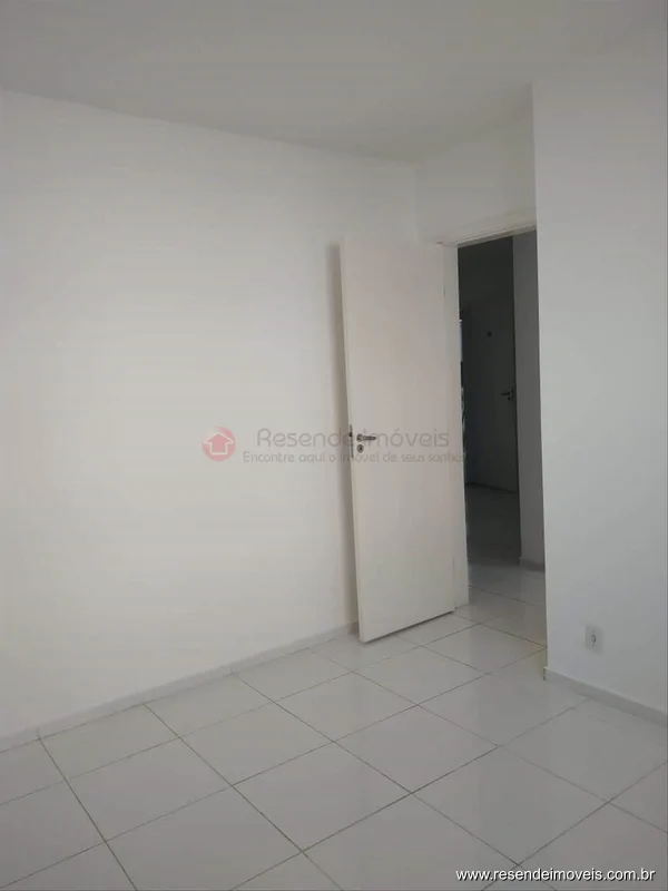 Foto 3 de 20 - Apartamento para aluguel em Cabral