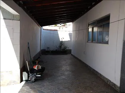 Casa para venda em Santa Isabel