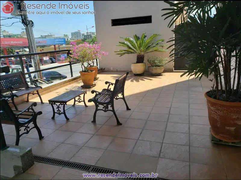 Foto 5 de 18 - Flat para venda em Montese