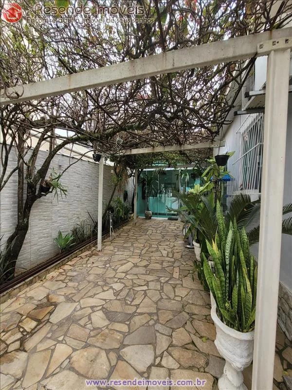 Foto 3 de 36 - Casa para venda em Montese