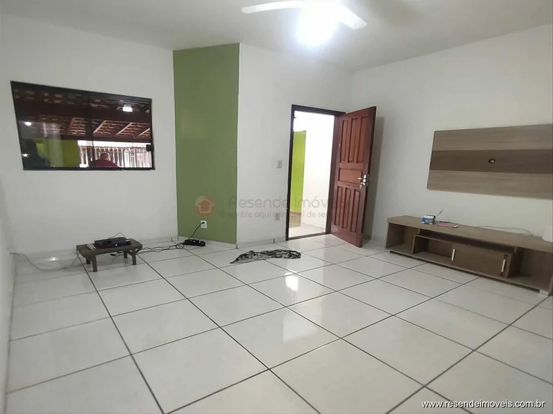 Foto 2 de 9 - Casa para venda em Jardim D'Oeste