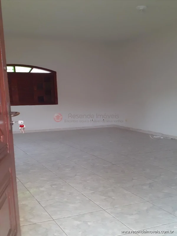 Foto 1 de 29 - Casa para venda em Montese