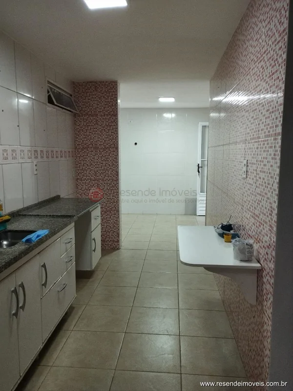 Foto 1 de 38 - Casa para aluguel em Itapuca