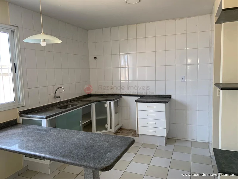 Foto 5 de 19 - Casa para venda e aluguel em Santa Isabel