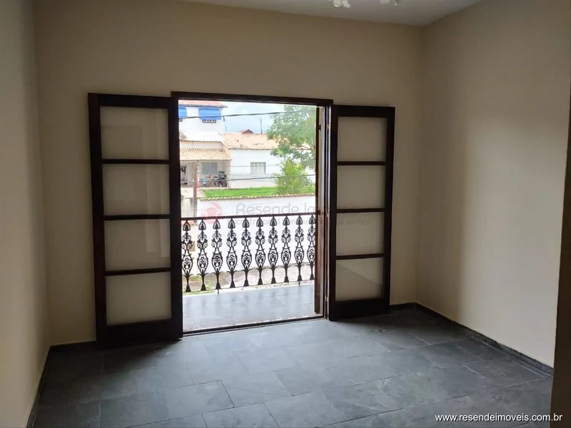 Foto 2 de 25 - Casa para aluguel em Montese