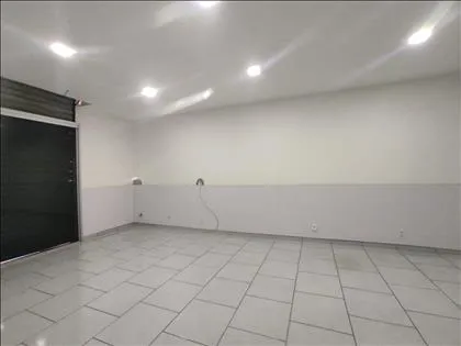 Loja para aluguel em Manejo