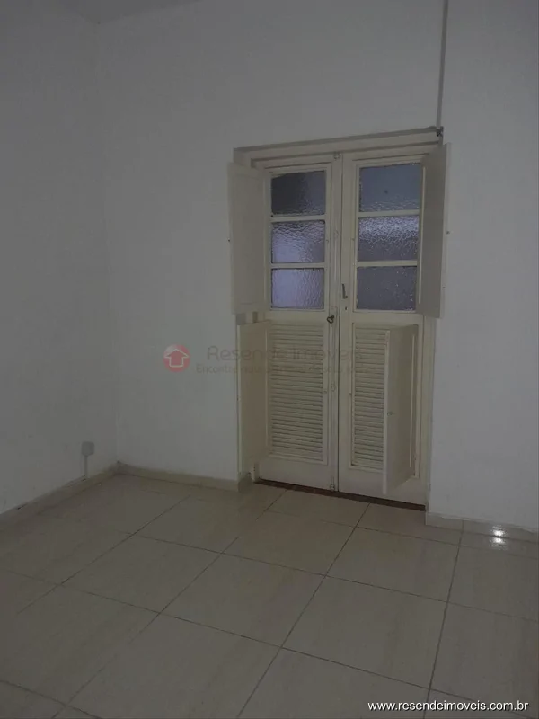 Foto 4 de 10 - Casa para aluguel em Centro