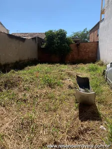 Terreno para venda em Jardim Aliança