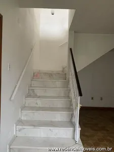 Casa para aluguel em Jardim Tropical