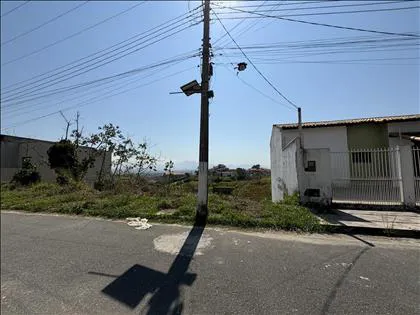 Terreno para venda em Morada da Colina