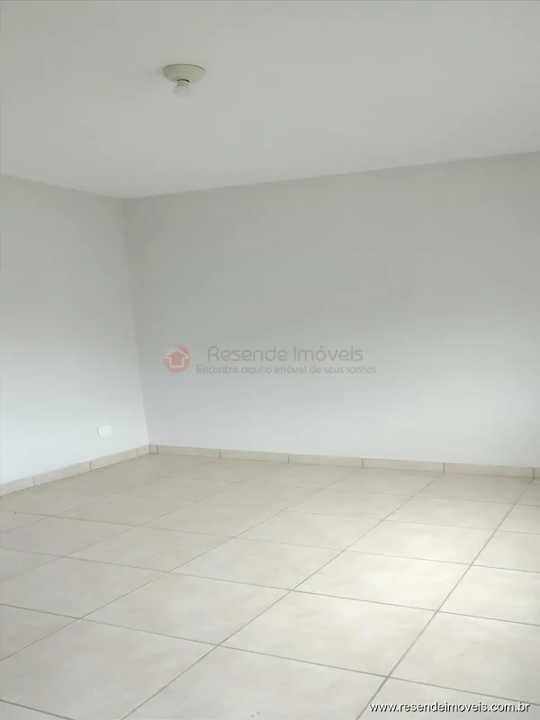 Foto 2 de 30 - Casa para aluguel em Montese