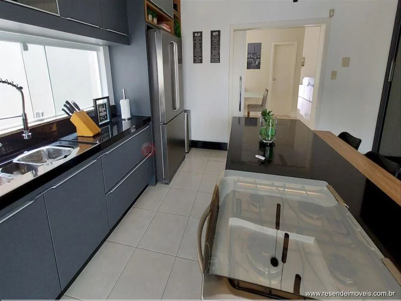 Foto 10 de 33 - Casa para venda em Morada da Colina