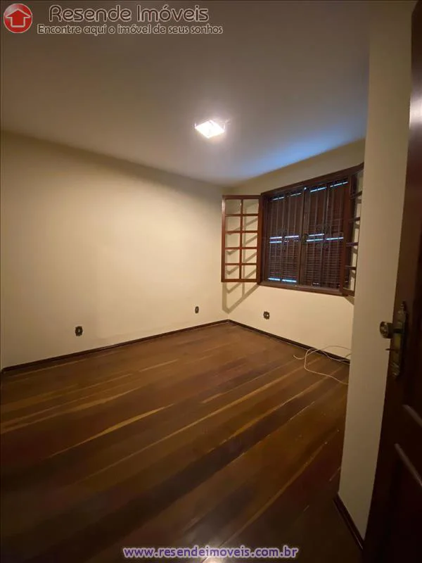 Foto 11 de 30 - Casa para venda e aluguel em Montese