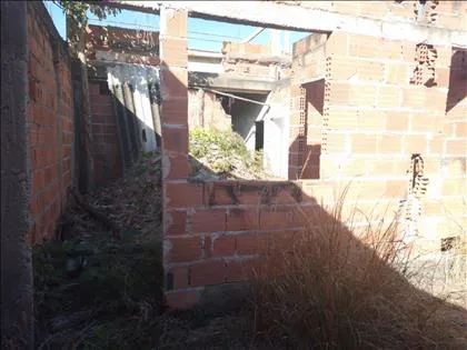 Terreno para venda em Cidade Alegria - Imobiliária Roberta Imóveis