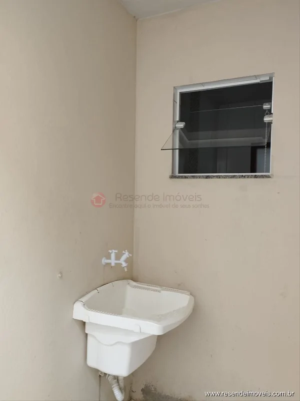 Foto 8 de 14 - Casa para aluguel em Fazenda da Barra