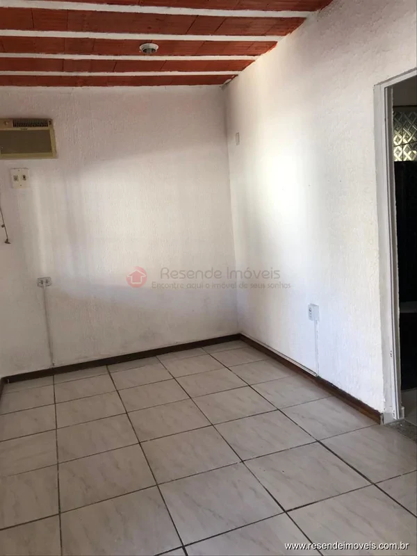 Foto 12 de 14 - Casa para aluguel em Vila Santa Cecília