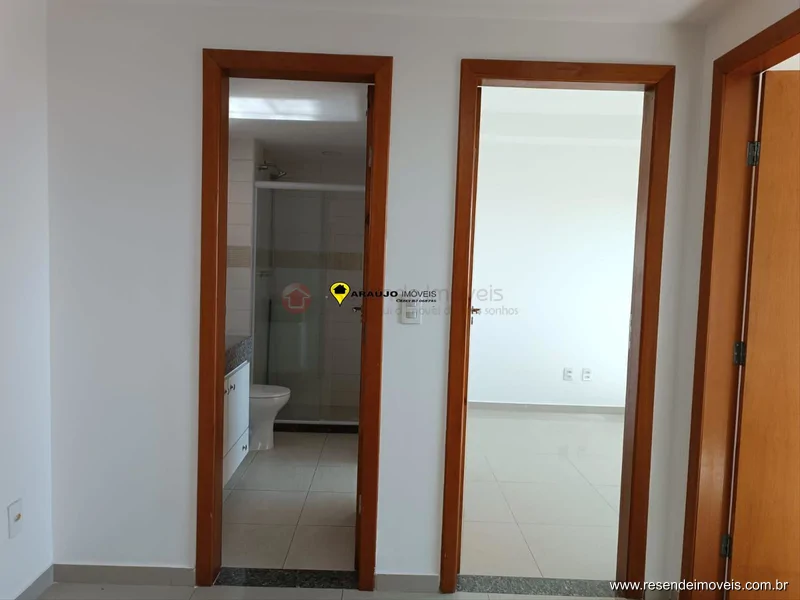 Foto 41 de 47 - Cobertura para venda em Morada do Castelo