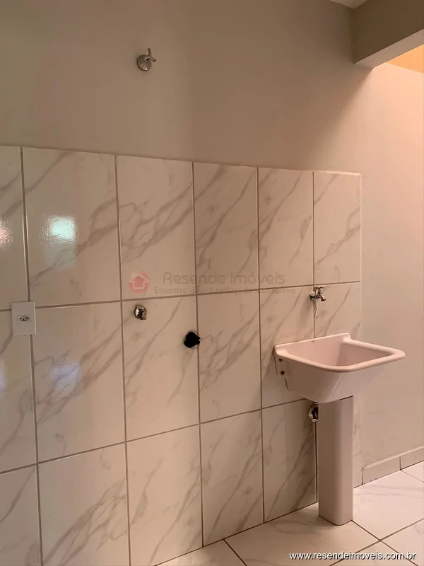 Foto 8 de 9 - Casa para aluguel em Vila Julieta