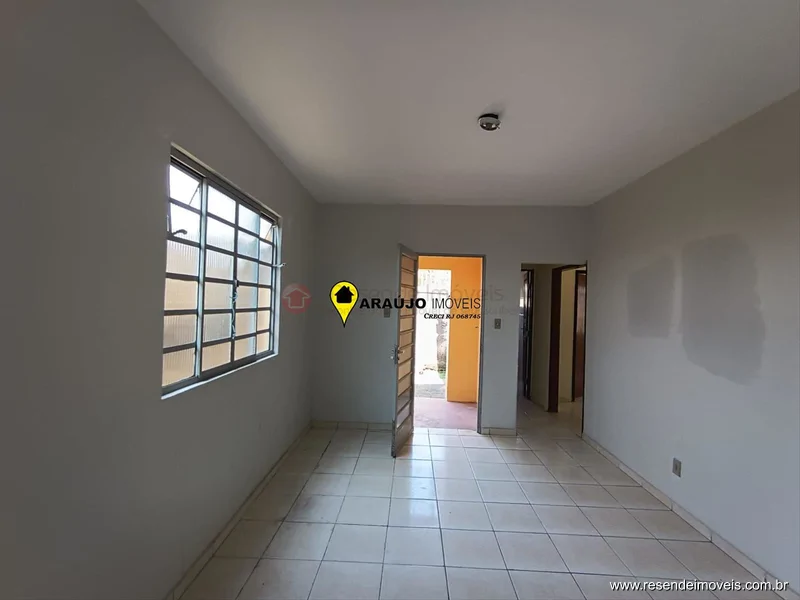 Foto 6 de 17 - Casa para venda em Parque Embaixador