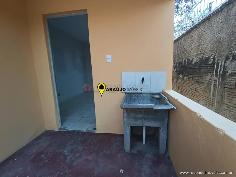 Foto 15 de 17 - Casa para venda em Parque Embaixador