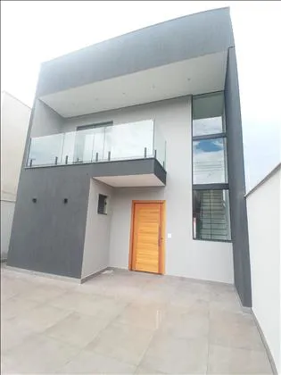 Casa para venda em Boa Vista II - Imobiliária Roberta Imóveis