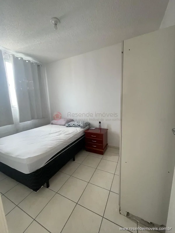 Foto 2 de 11 - Apartamento para aluguel em Cabral