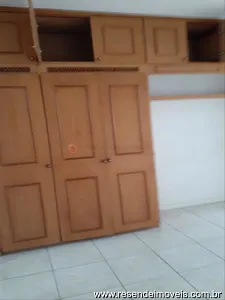 Apartamento para aluguel em Comercial