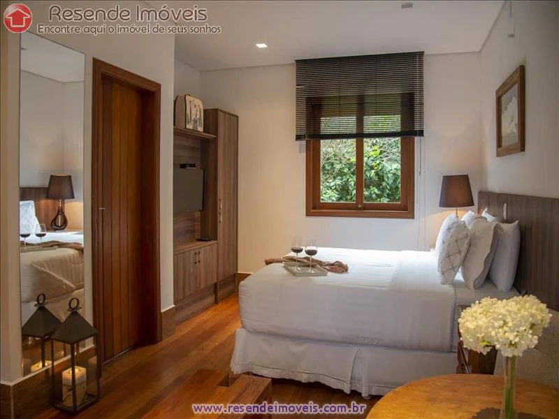 Foto 2 de 12 - Chalé para venda em Centro