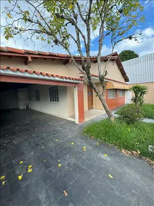 Casa para aluguel em Vila Julieta