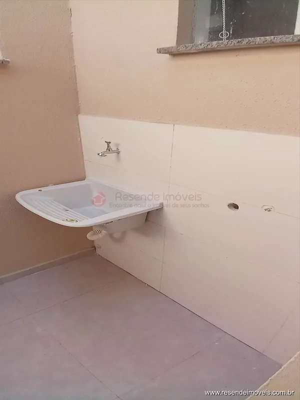 Foto 11 de 16 - Casa para venda em Morada da Montanha