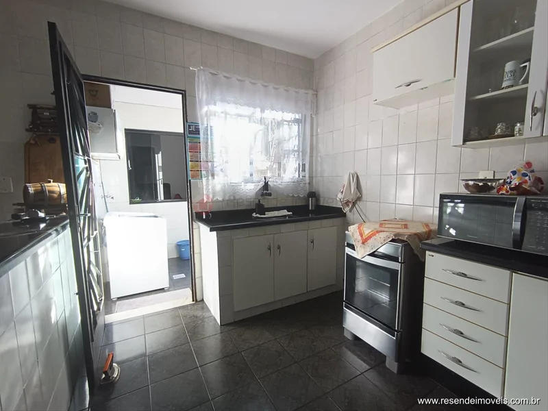 Foto 9 de 25 - Casa para venda em Santa Isabel