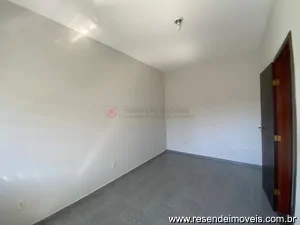 Casa para venda e aluguel em Vila Julieta