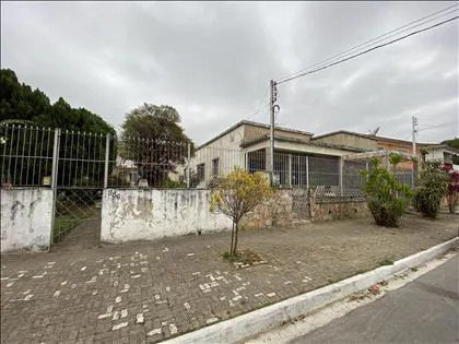 Casa para venda e aluguel em Vila Julieta