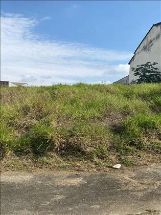 Terreno para venda em Parque Ipiranga II - Imobiliária Roberta Imóveis