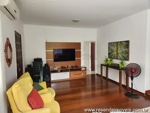 Casa para venda em Jardim Tropical