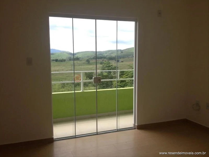 Foto 2 de 10 - Casa para venda em Vila Verde