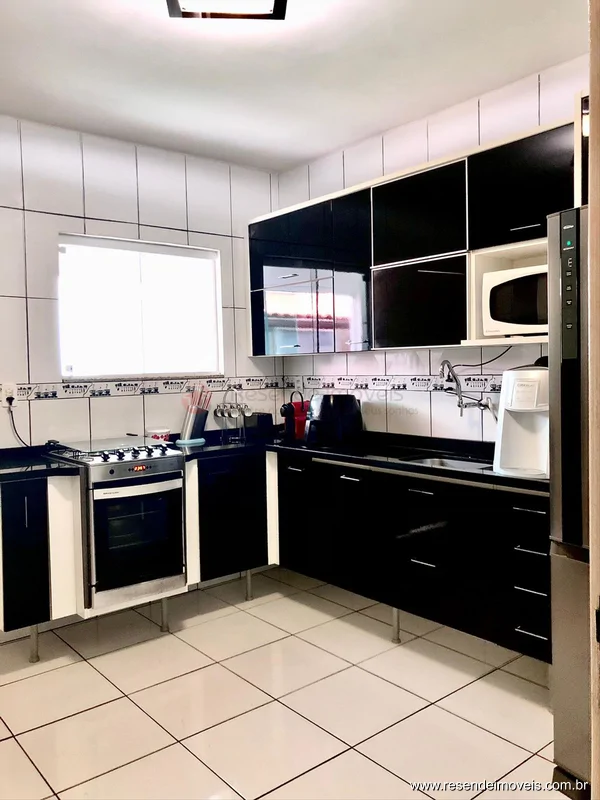 Foto 1 de 16 - Casa para venda em Parque Ipiranga II